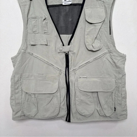 Columbia Unisex M Vtg Khaki  Fishing Vest Outdoor Photography Utility Hunting - Picture 5 of 13